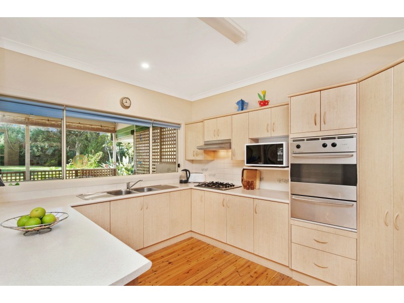 5 Deakin Street, Wrights Beach NSW 2540