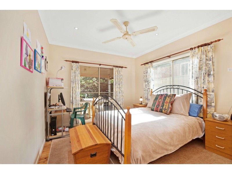 5 Deakin Street, Wrights Beach NSW 2540