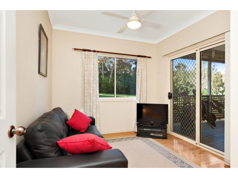 5 Deakin Street, Wrights Beach NSW 2540