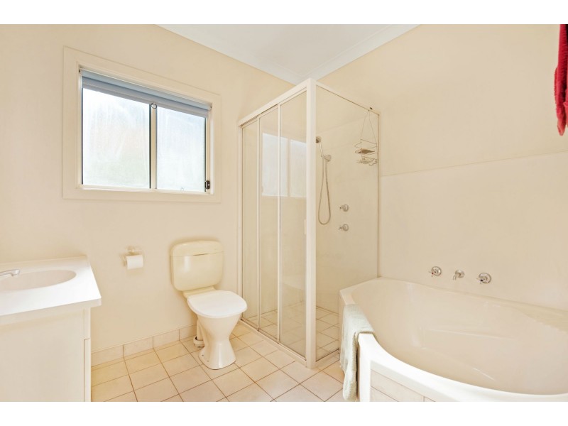 5 Deakin Street, Wrights Beach NSW 2540