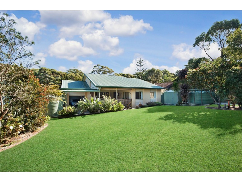 5 Deakin Street, Wrights Beach NSW 2540