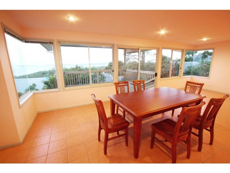 100 Waldegrave Crescent, Vincentia NSW 2540