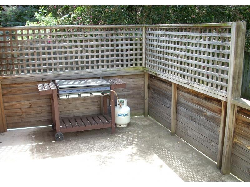 3 Birkdale Grove, Bomaderry NSW 2541