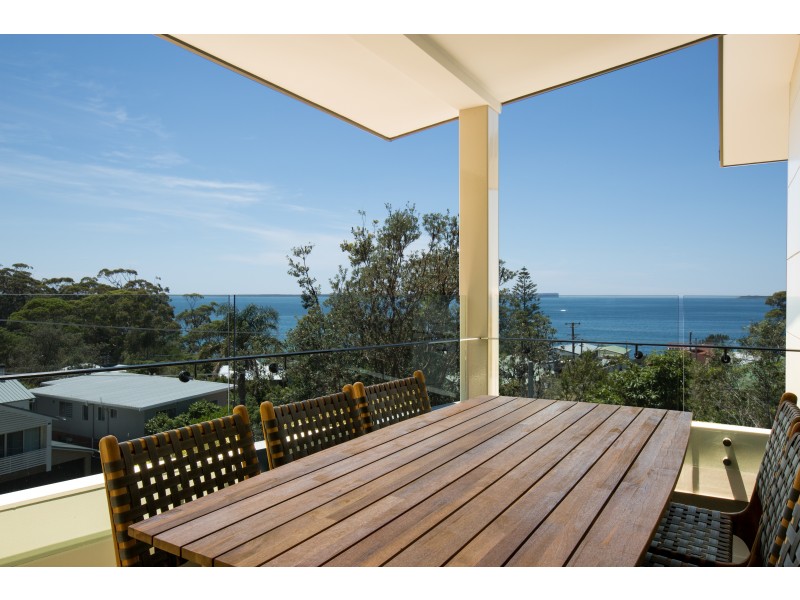 8B Booderee Ave, Hyams Beach NSW 2540