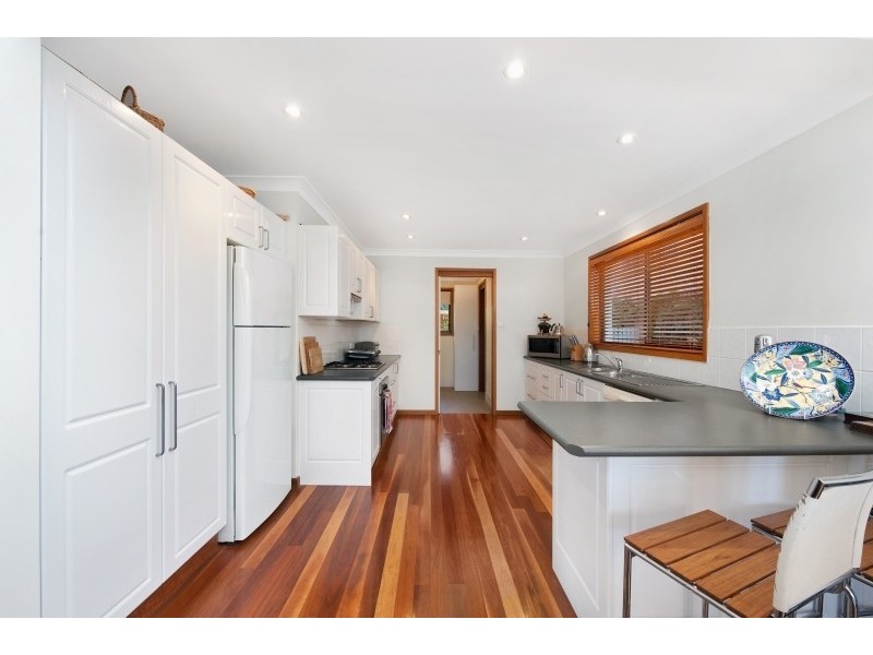 285 Elizabeth Dr, Vincentia NSW 2540