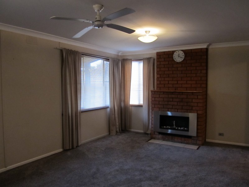 61 Suncrest Ave, Sussex Inlet NSW 2540