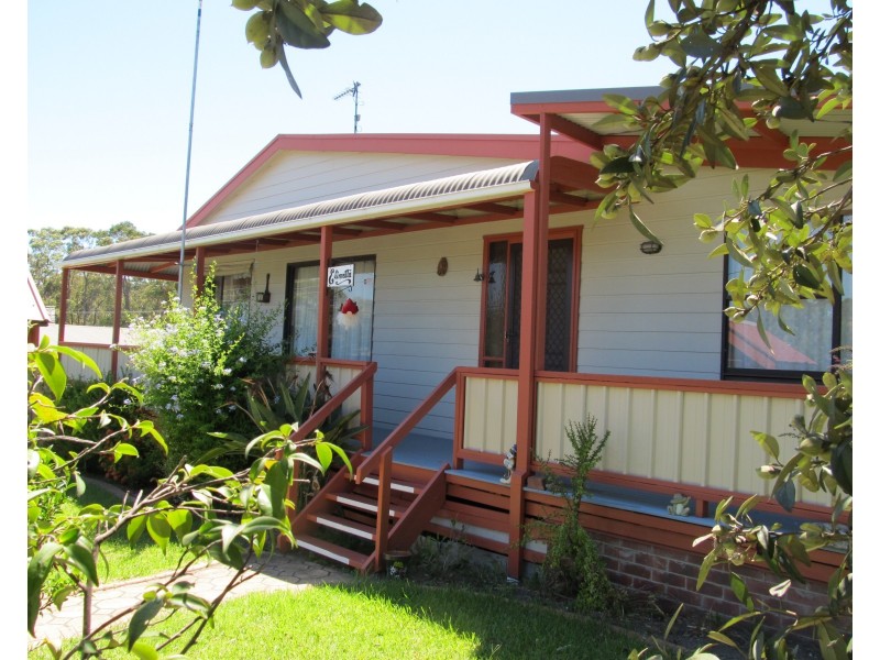 1 Winn Ave, Basin View NSW 2540