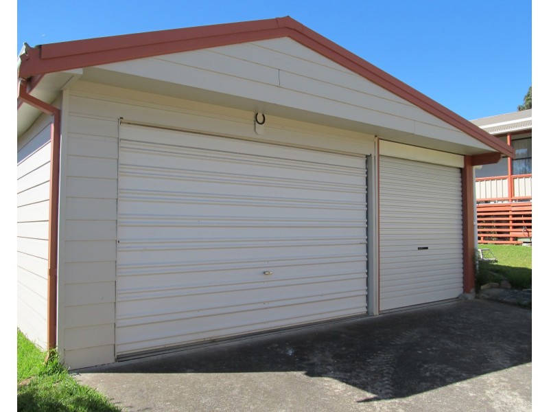 1 Winn Ave, Basin View NSW 2540