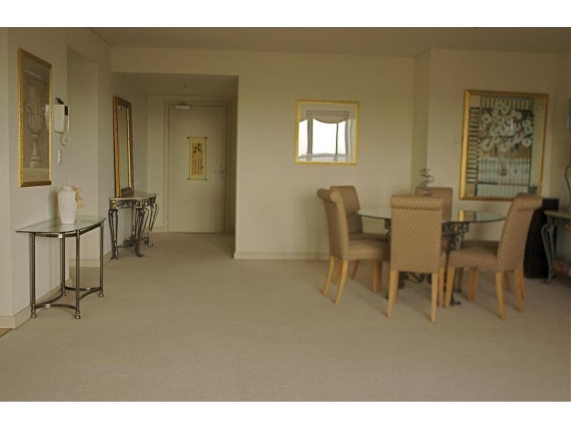 Unit 203H/2 Quay Street, Sydney NSW 2000