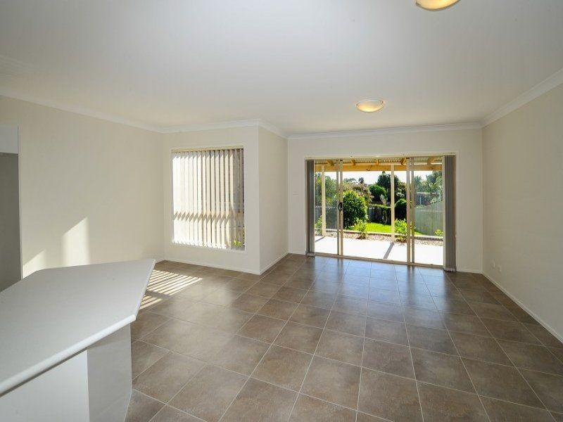 8 Mirrabooka Crescent, Little Bay NSW 2036