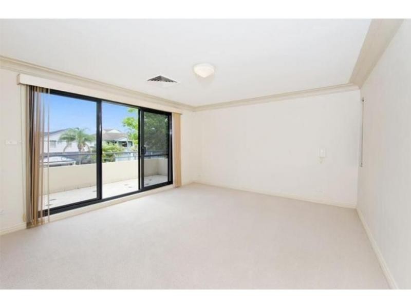 15 Chamberlain Avenue, Rose Bay NSW 2029