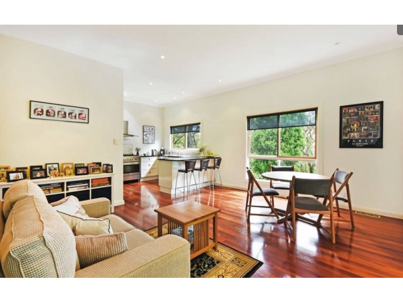 10 Chambers Rd, Leura NSW 2780