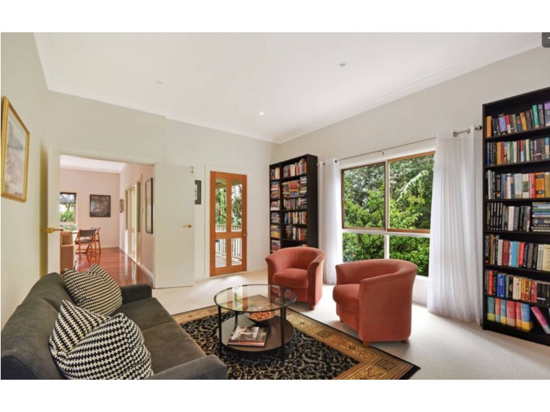 10 Chambers Rd, Leura NSW 2780