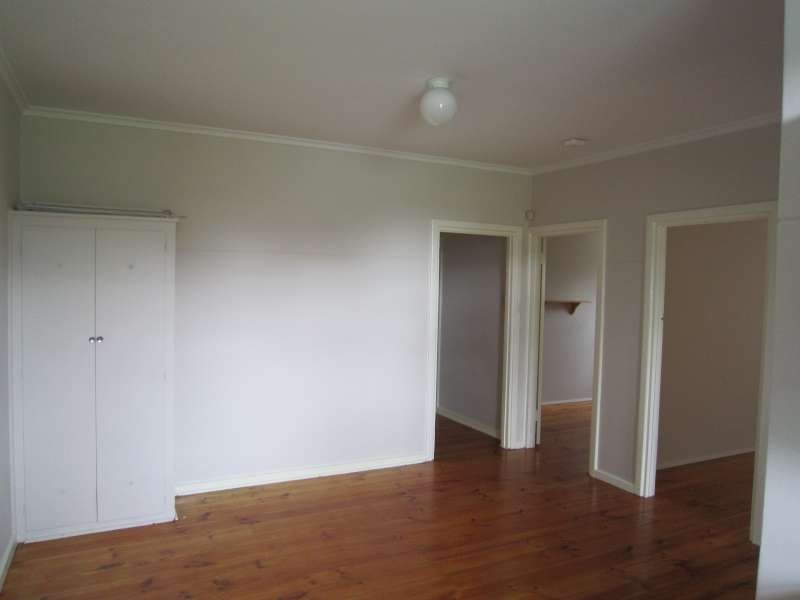 6 Jeffries Road, Elizabeth South SA 5112