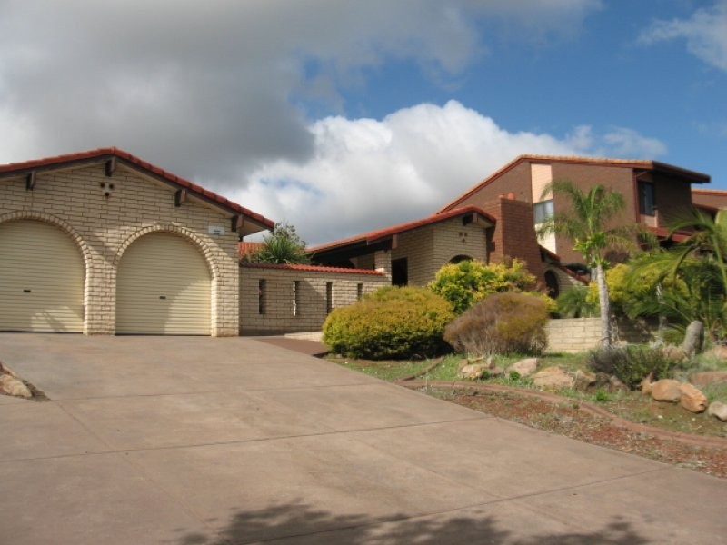 4 Leigh Street, Salisbury Heights SA 5109