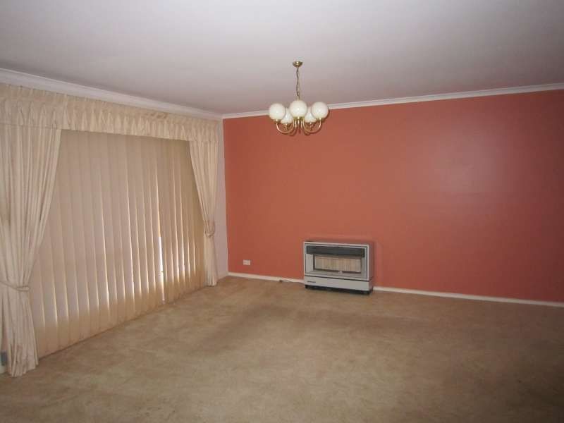 5 Rochester Drive, Salisbury Heights SA 5109