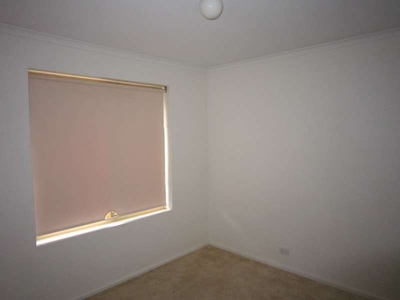 5 Rochester Drive, Salisbury Heights SA 5109