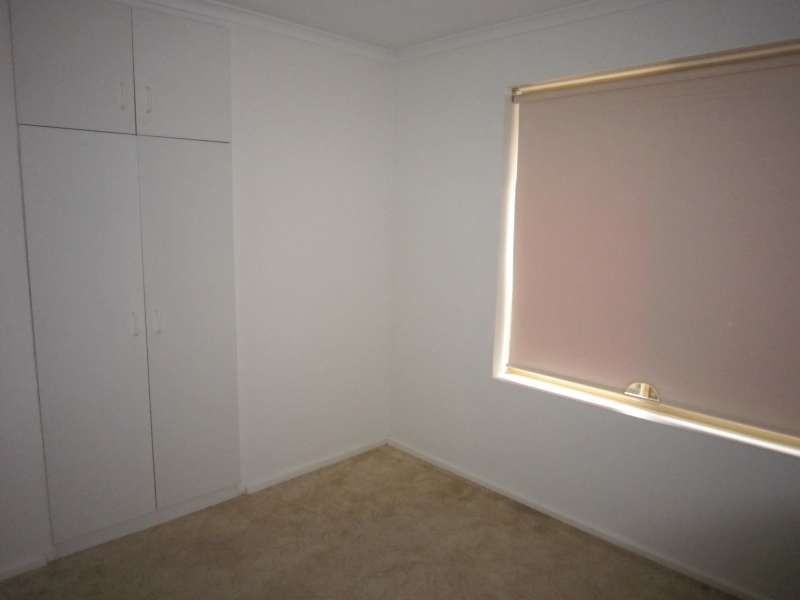 5 Rochester Drive, Salisbury Heights SA 5109