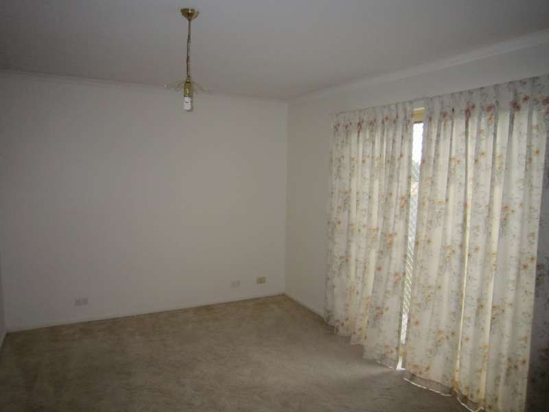 5 Rochester Drive, Salisbury Heights SA 5109