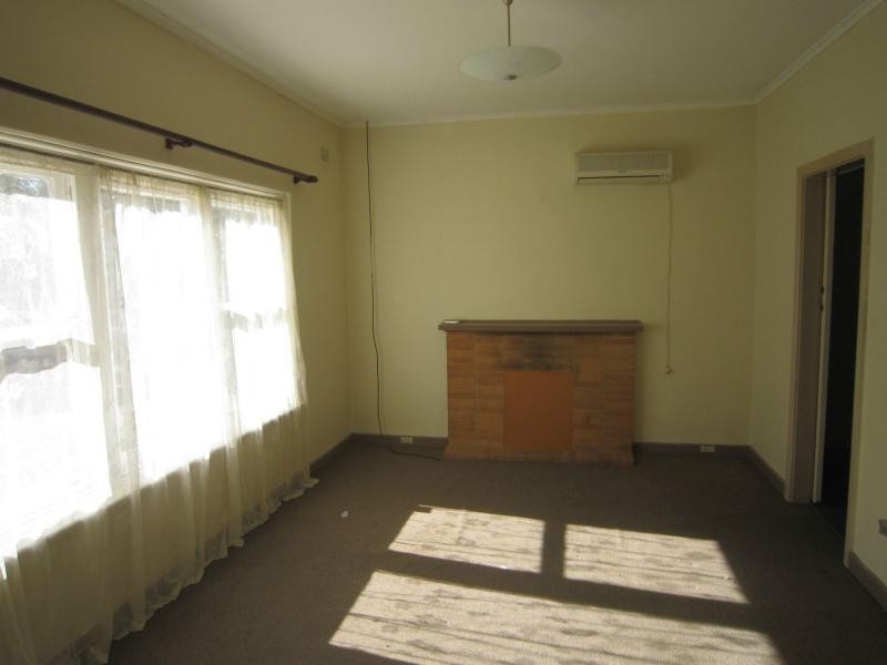 14 Commercial Road, Salisbury SA 5108