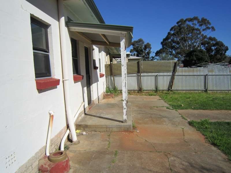 12 Jeffries Road, Elizabeth South SA 5112