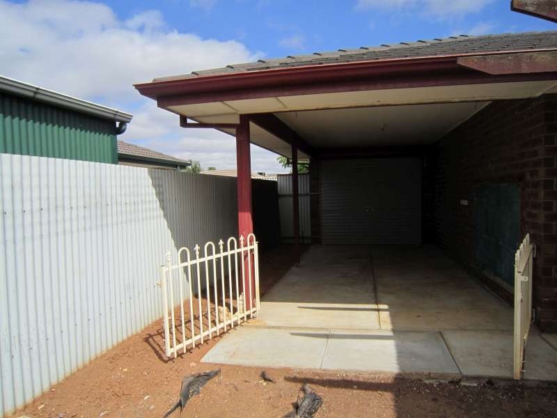 13 Riddoch Drive, Andrews Farm SA 5114