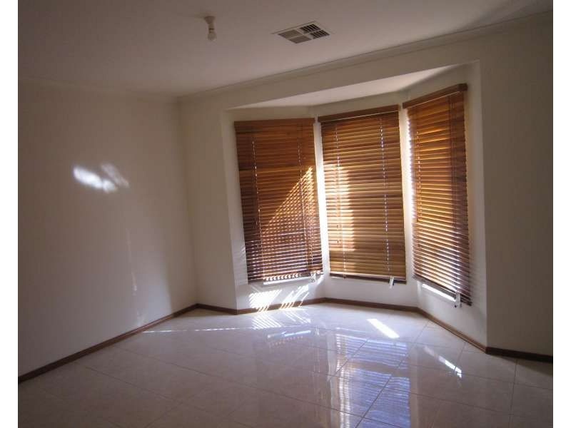 5A Clayson Road, Salisbury East SA 5109