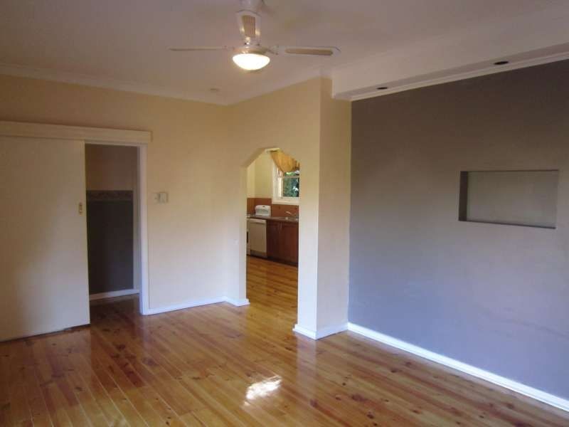 10 Poulshot Crescent, Elizabeth Vale SA 5112