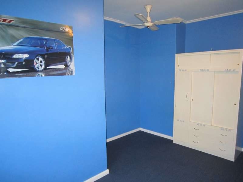 10 Poulshot Crescent, Elizabeth Vale SA 5112