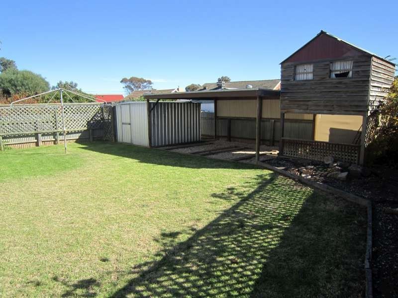 10 Poulshot Crescent, Elizabeth Vale SA 5112