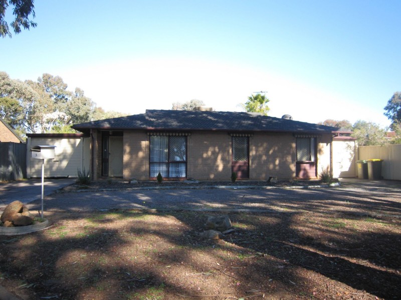 5 Bonn Court, Salisbury Downs SA 5108