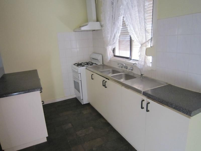 26 Athalie Avenue, Parafield Gardens SA 5107