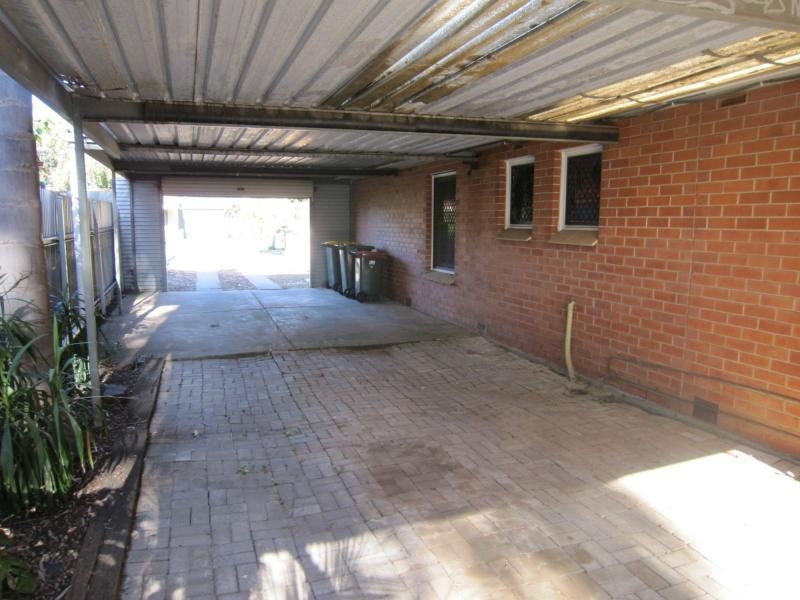 26 Athalie Avenue, Parafield Gardens SA 5107