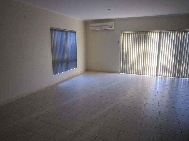 2a Blacktop Road, Hillbank SA 5112