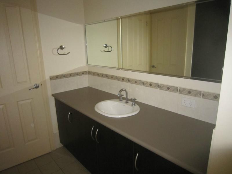 2a Blacktop Road, Hillbank SA 5112