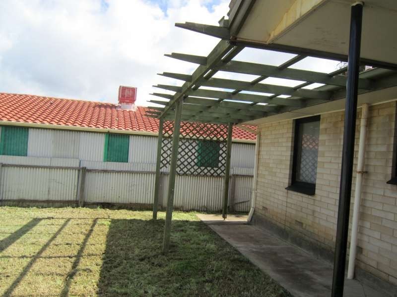 24 Illalong Crescent, Munno Para SA 5115