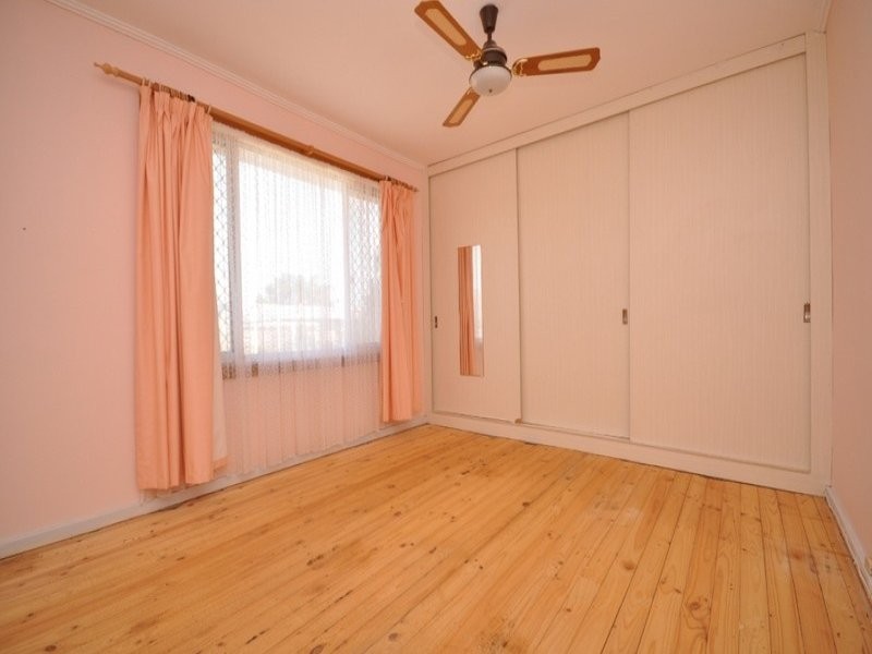 17 Brady Street, Elizabeth Downs SA 5113