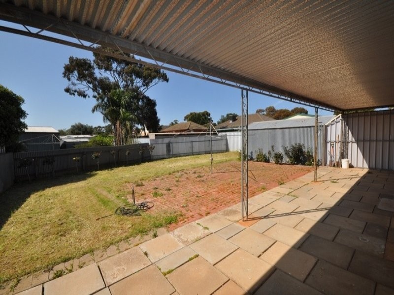 17 Brady Street, Elizabeth Downs SA 5113