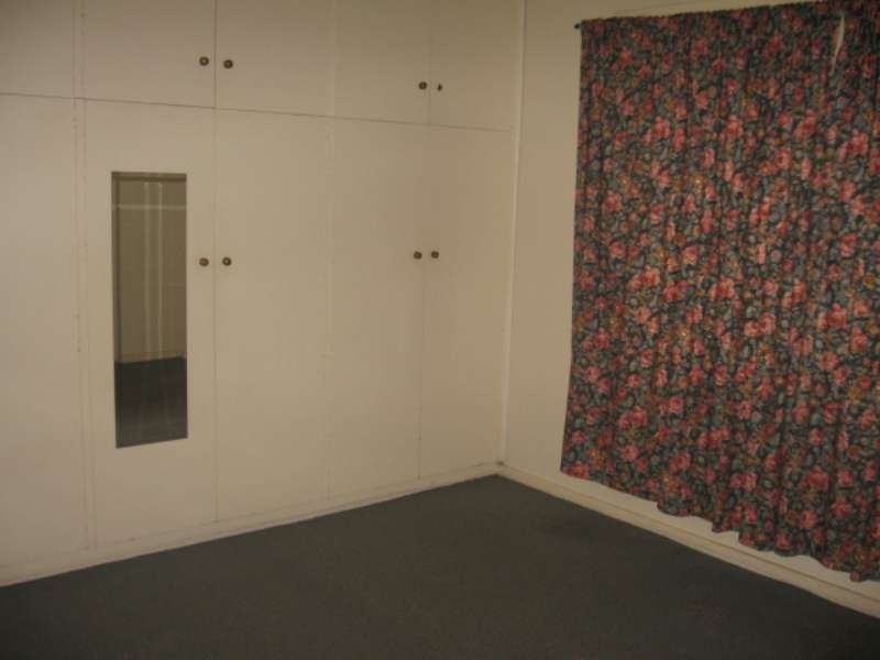 3 Clapton Drive, Elizabeth Vale SA 5112