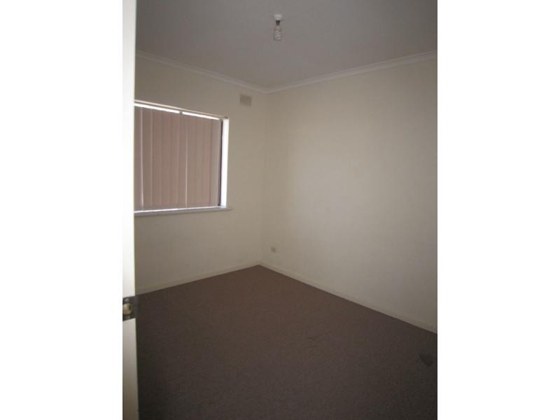 18/2 Warwick Street, Salisbury East SA 5109