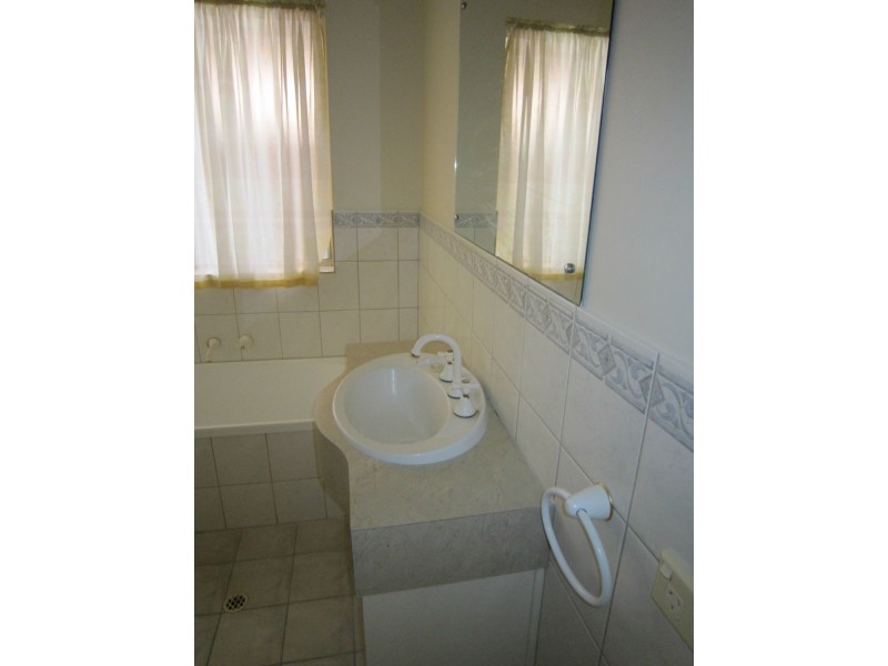 1 Brownhill Lane, Mawson Lakes SA 5095