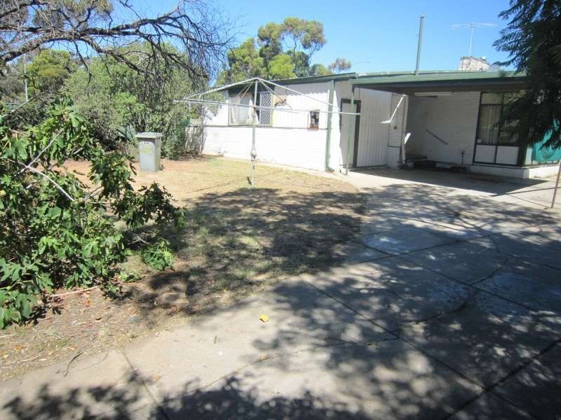 203 Main North Road, Elizabeth Grove SA 5112
