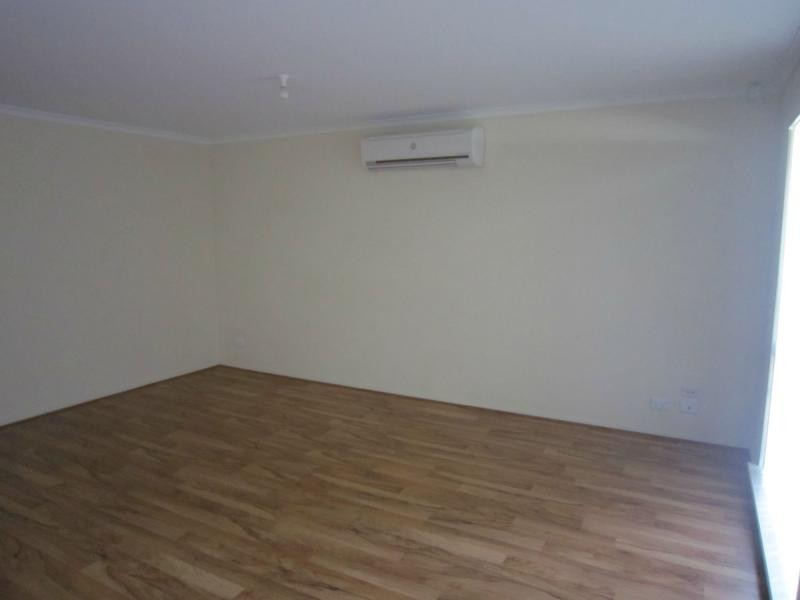 2 Orange Parade, Munno Para West SA 5115