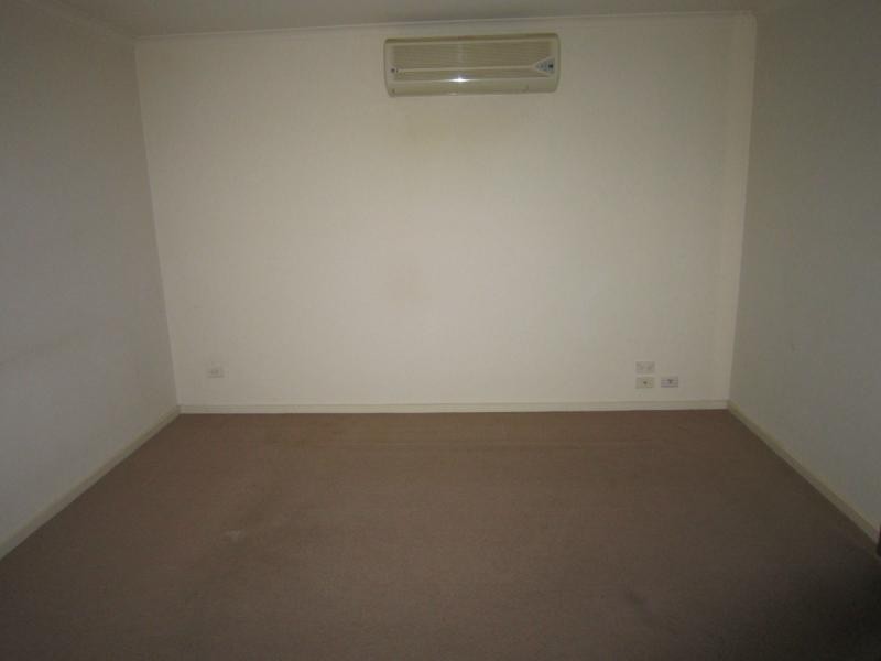 5 Dylan Court, Smithfield SA 5114
