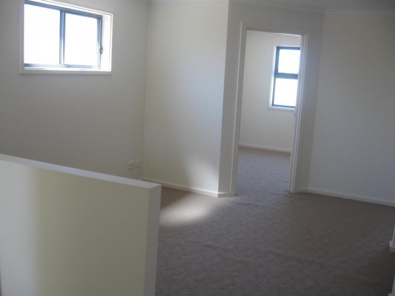 2/47-49 Fenden Road, Salisbury Plain SA 5109