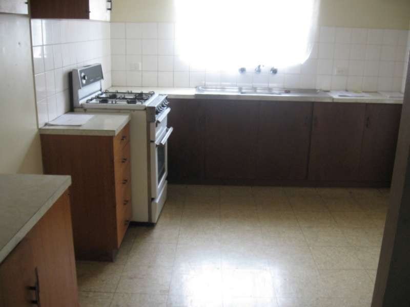 1/4 Buckingham Drive, Salisbury East SA 5109