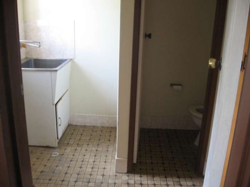 1/4 Buckingham Drive, Salisbury East SA 5109