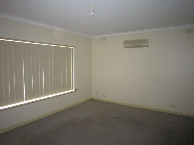 32 Barbara Street, Salisbury East SA 5109