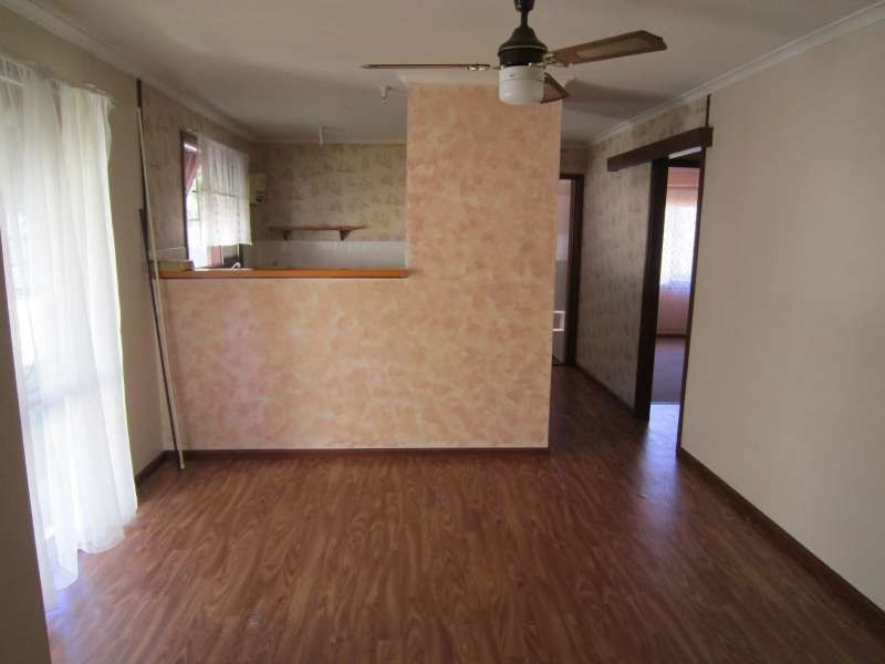 1 St Hughes Place, Salisbury Downs SA 5108