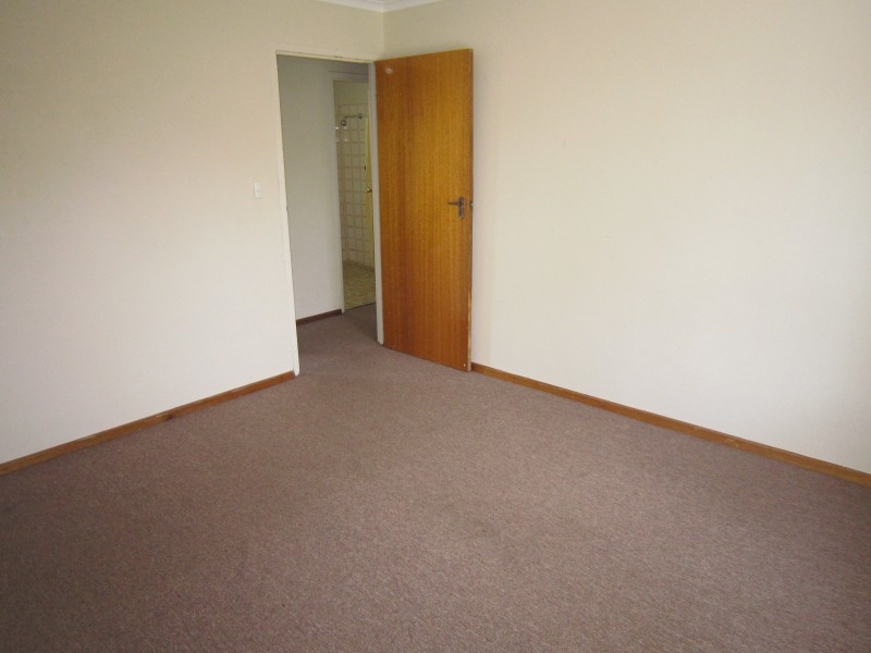2/1 Ceafield Road, Para Hills West SA 5096